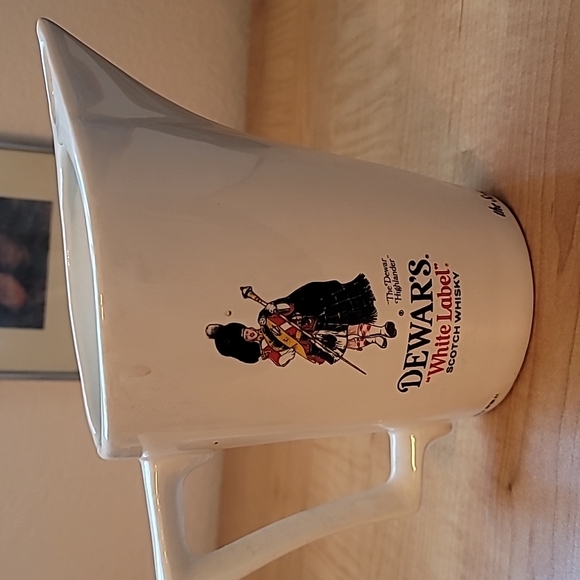 Dewar's "White Label" Scotch Whiskey water pitcher - Picture 3 of 6